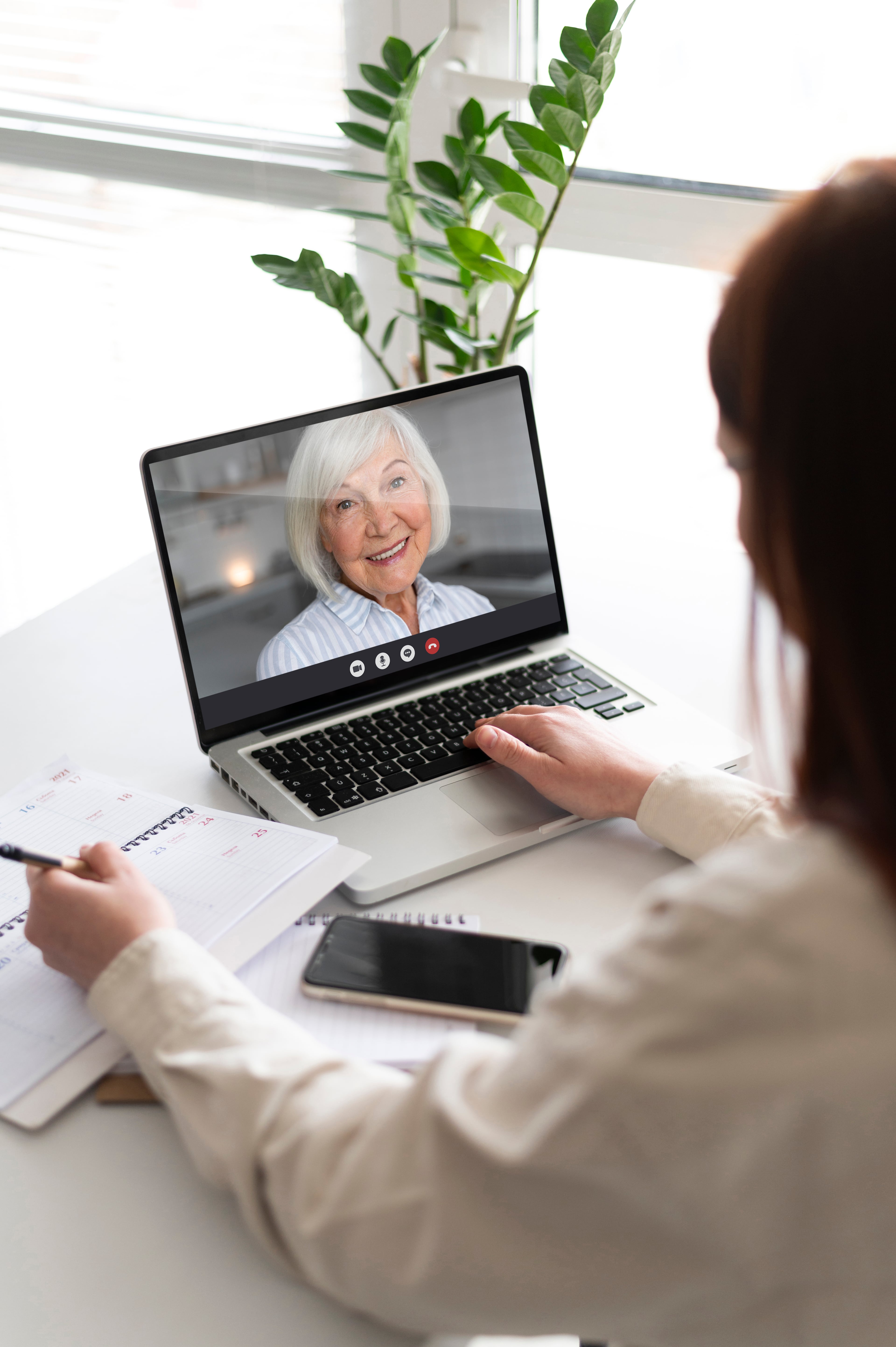Cómo prepararte para tu primera consulta por videollamada